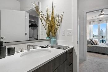 OSPREY BATHROOM